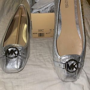 Michael Kors Fulton Leather Flats
